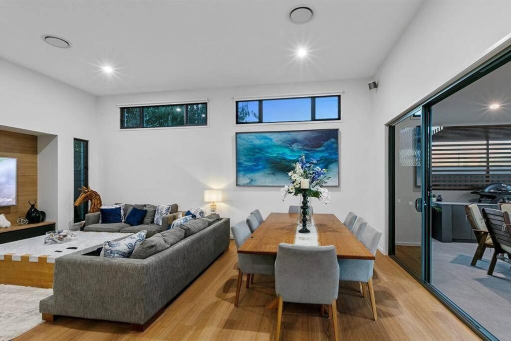 Beachside Buddina Luxury Family House 5 Bedrooms Экстерьер фото